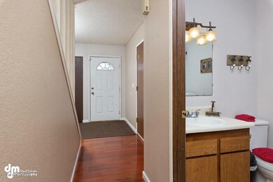 Entry and Guest Bathroom_CG_1225-SMALL
