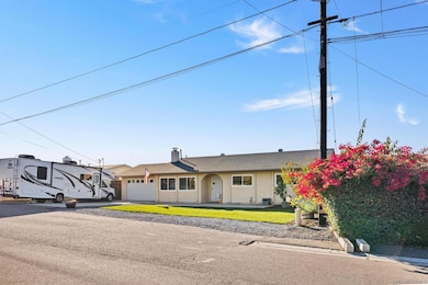 8802 Blue Boy Ln, Santee, CA 92071 - photo 3