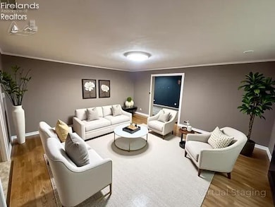 204 E 7th St, Sycamore, OH 44882 - photo 7