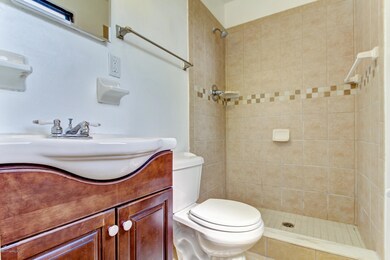 6642 Lucente Dr, Jacksonville, FL 32210 - photo 7