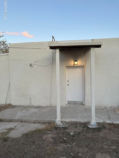 7909 La Jolla Dr unit B, El Paso, TX 79915 - photo 2