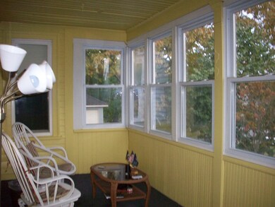 3 Holt Ave, Worcester, MA 01606 - photo 3