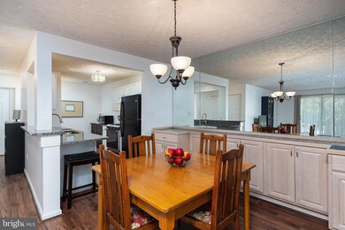 562 Kennington Rd, Reisterstown, MD 21136 - photo 6