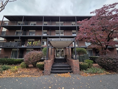 45 Oval Rd unit 6, Quincy, MA 02170 - photo 2