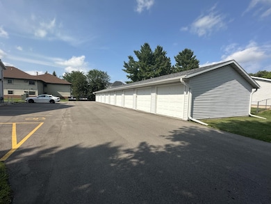 340 Sunset Rd unit 4, Columbus, WI 53925 - photo 7