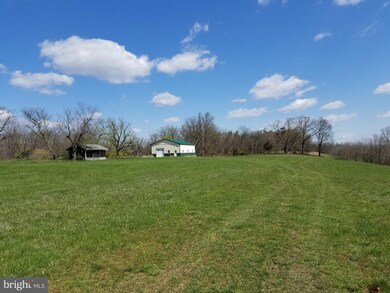 3853 Timber Ridge Rd, Berkeley Springs, WV 25411 - photo 3