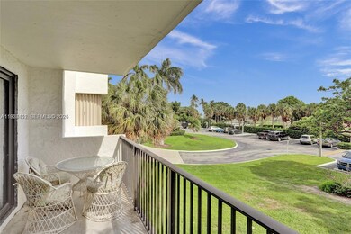 Summit Towers unit 220S, Hollywood, FL 33019 - photo 3
