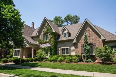 618 S Hawthorne Ave, Elmhurst, IL 60126 - photo 2