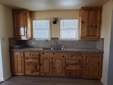 0 15845 & 15855 O St unit 24001573, Mojave, CA 93501 - photo 7