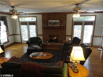 Den/Family/Great Room