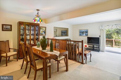 9439 Mayflower Ct, Laurel, MD 20723 - photo 2