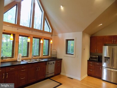 2015 Miller Rd, Pennsburg, PA 18073 - photo 4