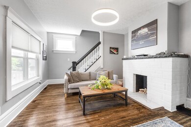 228 E Hinman Ave (Interior)-3