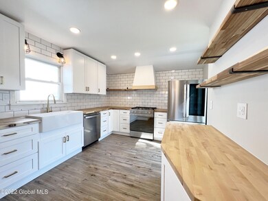 63 Pershing Dr, Schenectady, NY 12302 - photo 6