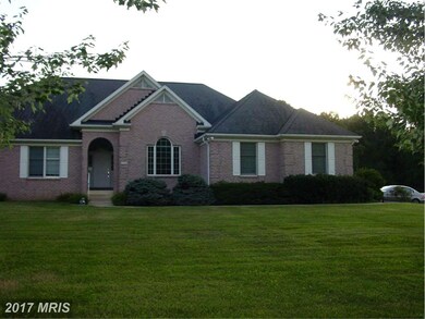 11904 Whispering Oak Ct, Reisterstown, MD 21136 - photo 2