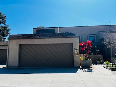 2204 Plaza de Las Flores, Carlsbad, CA 92009 - photo 2