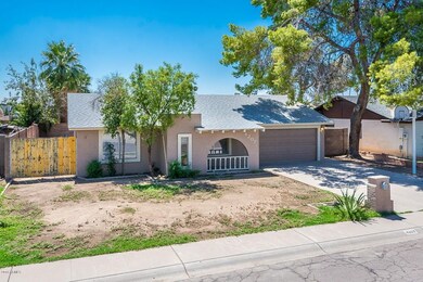 4207 W Paradise Dr - MLS-4