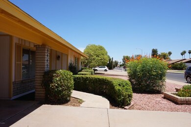 FRONT WALKWAY