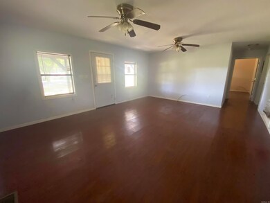 2001 S Main St, Newport, AR 72112 - photo 2