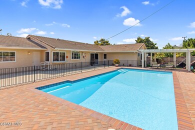 21 Westbury St Thousand Oaks-large-028-0