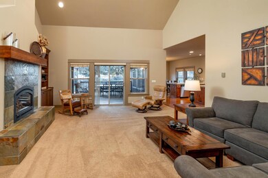 20927 Miramar Dr, Bend, OR 97702 - photo 5