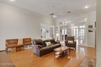 5-web-or-mls-807 S Michot Rd-5