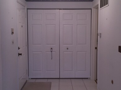 43 Glencoe Ct unit 101A, Naperville, IL 60565 - photo 2