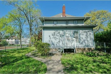 1815 8th St, Des Moines, IA 50314 - photo 2