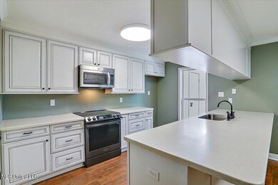 06-550 Post Rd Unit #404