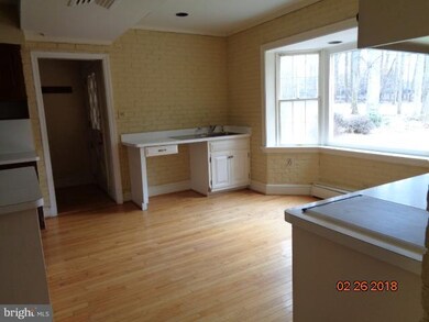 8520 Horseshoe Ln, Potomac, MD 20854 - photo 3