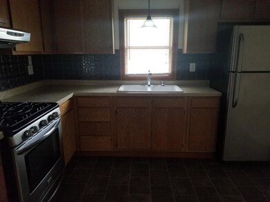 79 Lansing St, La Porte, IN 46350 - photo 5