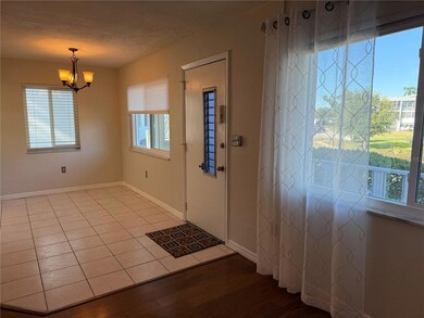 Living room/dining room