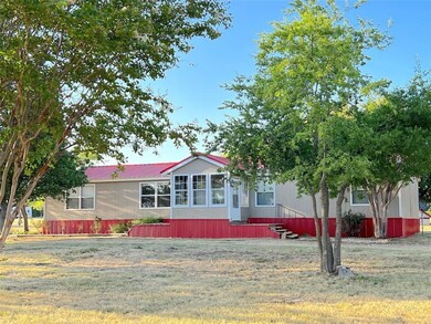 374 Chisholm Hills Dr, Rhome, TX 76078 - photo 2