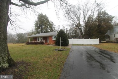 20 Flower Hill Dr, Pennington, NJ 08534 - photo 3