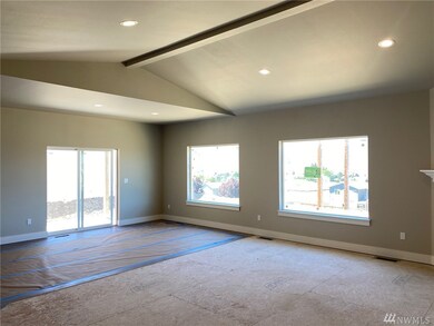 34 S Millbrook Loop, East Wenatchee, WA 98802 - photo 5