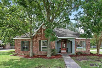 4012 Hemlock St, Zachary, LA 70791 - photo 2