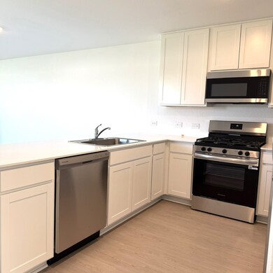 Kitchen with all appliances