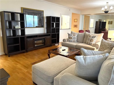 Above the Four Seasons Condos unit 3650, Atlanta, GA 30309 - photo 7