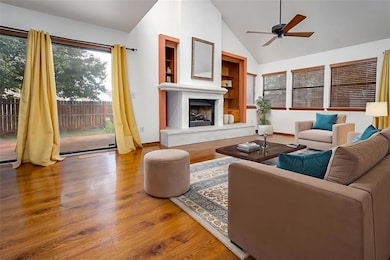 12428 Chase End Ct, Oklahoma City, OK 73142 - photo 2