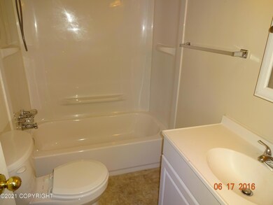 1462 W 26th Ave unit 16, Anchorage, AK 99503 - photo 4