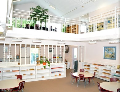 17892 Chillicothe Rd, Chagrin Falls, OH 44023 - photo 4