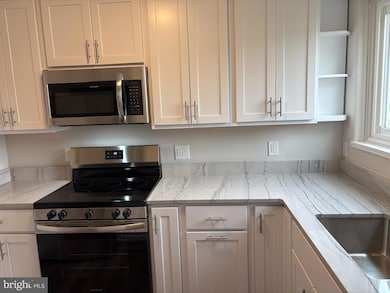 13 G Ridge Rd, Greenbelt, MD 20770 - photo 2