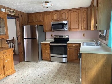 6 Gordon Dr, Londonderry, NH 03053 - photo 3