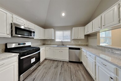 2107 Creston Dr, Spring, TX 77386 - photo 5