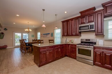 017-Kitchen-2043219-large