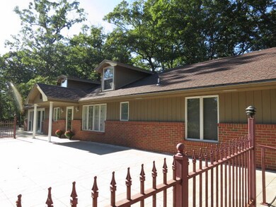 Front of House 3