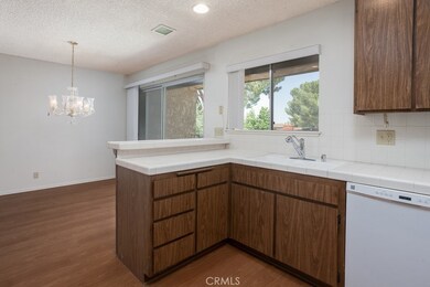 42849 15th St W unit 4, Lancaster, CA 93534 - photo 6