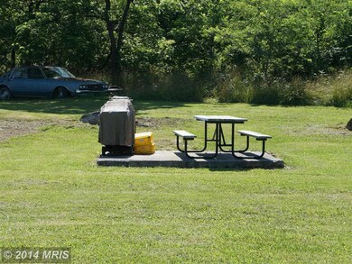 572 Hardesty Rd, Summit Point, WV 25446 - photo 4