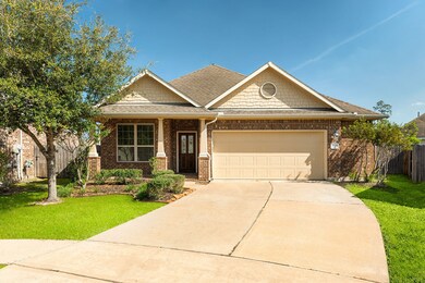 31834 Forest Park Ct, Conroe, TX 77385 - photo 2