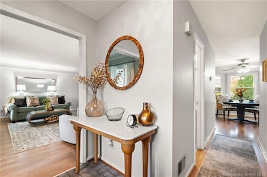 413 Rose Ct, Jeffersonville, IN 47130 - photo 6